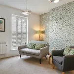 3, Gainsborough House