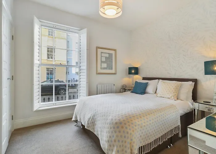 3, Gainsborough House